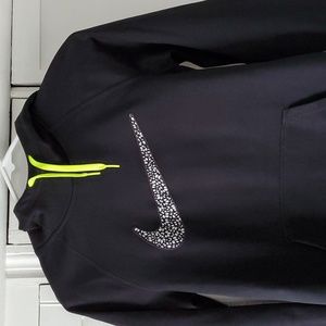 Nike Therma-fit sweatshirt